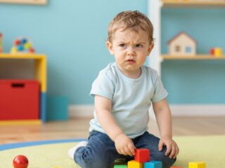 A rettenetes kétéves: minden, amit a dackorszakról és a fejlődési ugrásról tudni kell