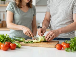 Kígyóuborka héjjal vagy héj nélkül? előnyök, kockázatok, higiénia