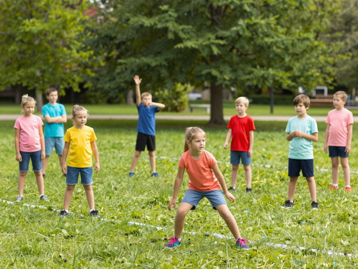 Gyerekek mozgásigénye: napi aktivitás, sport és szabad játék egyensúlya
