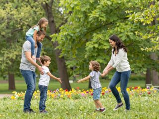 Gyerekszám alapú nyugdíj: igazságos vagy diszkriminatív megoldás lenne?