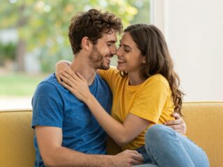 Tényleg minden nap kell szexelni a babáért? Mítoszok és tények az együttlétek időzítéséről