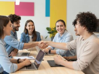 A jutalmazás és a megvesztegetés közötti különbség: így ösztönözz helyesen