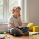 A csendes gyerek nem feltétlenül szomorú: tippek a befelé forduló gyerek megértéséhez