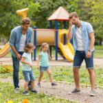 A nyári szünet kihívásai: miért stresszesebb sok szülőnek, mint az iskolaidő?