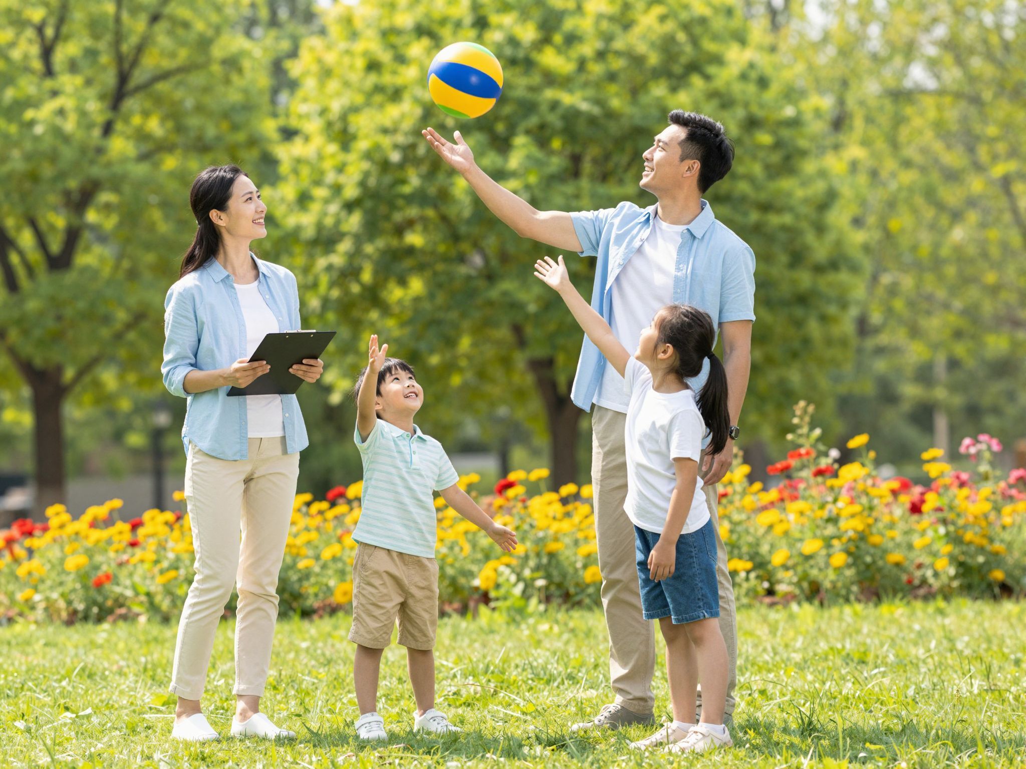 A GYET mellett adókedvezmények segítik a családokat.