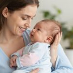 Miért olyan fontos az anya illata? Így működik és fejlődik a babák szaglása