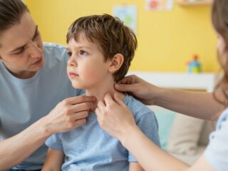 Mit jelez a duzzadt nyirokcsomó a gyermek nyakán vagy ágyékán?