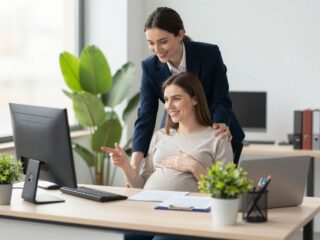 Munka és várandósság: a munkáltató kötelességei a terhes munkavállalók védelmében