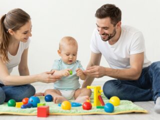 Így turbózd fel a kisbabád agyfejlődését: egyszerű, de hatásos tippek