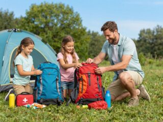 Kihagyhatatlan dolgok a tábori csomagból: a teljes lista szülőknek