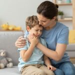 Lázgörcs kisgyerekkorban: ijesztő, de ártalmatlan? Amit minden szülőnek tudnia kell