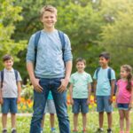 Magas növésű a gyereked? Így hat a testmagasság a társadalmi elvárásokra