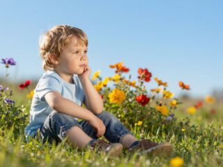 Miért tesz jót a gyereknek, ha néha szomorú? A negatív érzelmek fontos szerepe