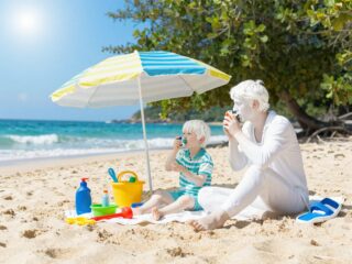 Nyári teendők asztmás gyerekkel: mire figyelj a nyaralás és a táborozás során?