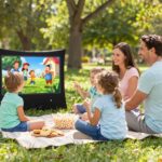 Mit nézzünk a gyerekkel a nyáron? A legújabb családi filmek és mesék