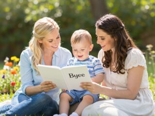 Névválasztás okosan: hogyan találj egyedi, mégis ismerősen csengő nevet a fiadnak?