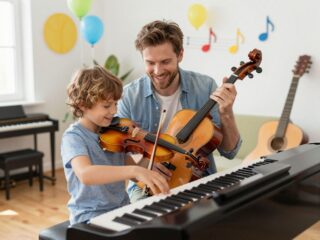 A zenei nevelés fontossága: hogyan találjuk meg a megfelelő hangszert a gyermekünknek?