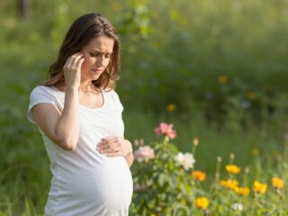 Boldogság és szorongás: miért normálisak az ellentmondásos érzések a várandósság alatt?