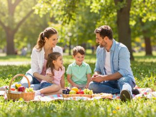 Engedd el a tökéletességet: a legfontosabb szülői elvek a boldog gyermekkorért
