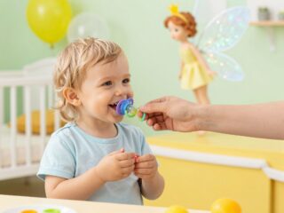 Hogyan segíthet a cumitündér a cumiról való leszokásban?