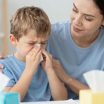 Mitől dugul el a gyerek orra? Az 5 leggyakoribb ok és a teendők listája