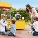 Papás-mamás, boltos, orvosos: Miért elengedhetetlen a szerepjáték a gyerek fejlődéséhez?