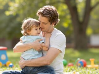 Rák jegyű szülő: érzékenység, gondoskodás és határok a mindennapokban