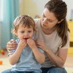 A szülők rémálma, a kéz-láb-száj betegség: hogyan vészeljétek át a legkönnyebben?