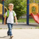 Az önálló közlekedés lépései: hogyan készítsd fel a gyereket az egyedüli iskolába járásra?