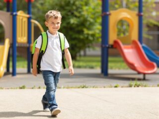 Az önálló közlekedés lépései: hogyan készítsd fel a gyereket az egyedüli iskolába járásra?