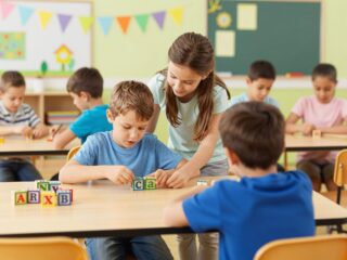 Milyen jelekre figyelj óvodáskorban, amik diszlexiára utalhatnak?