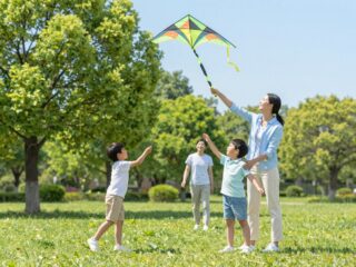 A közös játék fontossága: mennyi időt tölts velünk a gyerek a kötődésért?
