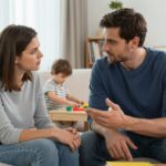 Apa engedékeny, anya szigorú: mi a teendő, ha a szülők nem értenek egyet a nevelésben?