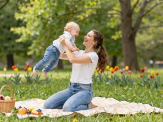 Hogyan mozogj együtt a babáddal? Ötletek a szülés utáni aktív időtöltéshez