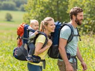 Hordozás hátizsákban: Kényelmes megoldások szülőknek