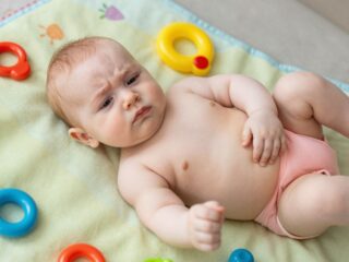 Nyűgösség, alvászavar, lassú fejlődés: a D-vitamin-hiány jelei csecsemőkorban