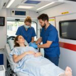Szülés a mentőautóban: mit kell tudni a sürgősségi ellátásról?