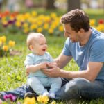 Hasonlít az apjára a baba? A tudomány szerint ez jót jelenthet az egészségére nézve