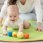 Hogyan ösztönözd a babát a mászásra? Gyakorlatok és tanácsok