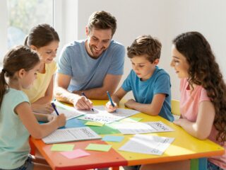 Hogyan válassz keresztnevet, ha a családnév magánhangzóra végződik?