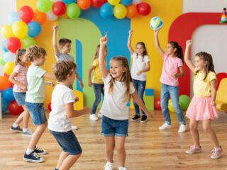 Induljon a buli: 8 vidám, táncos játék, ami lefárasztja a gyerekeket