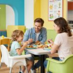 Játszósarok, etetőszék, gyerekmenü: ezeket a szempontokat vedd figyelembe étteremválasztáskor