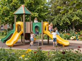 Nem hiszed el, milyen egy játszótér Dániában: a kreativitás és a természet találkozása