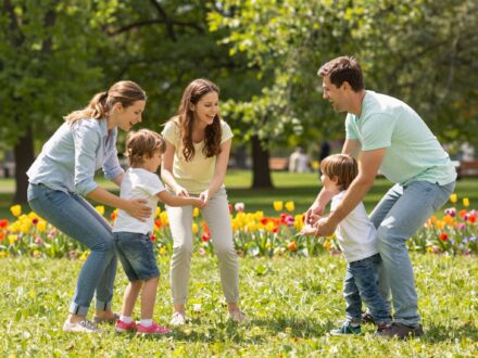 Tekintélyelvű, engedékeny vagy megértő? Találd meg a hozzád illő nevelési stílust