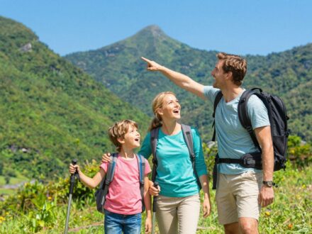 Kalandtúra az egész családnak: tippek és tanácsok, ha extrém helyre utaztok gyerekekkel