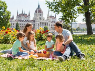 Merre induljatok a hétvégén? Ingyenes és olcsó családi programok Budapesten és környékén