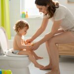 Mikor és hogyan kezdjünk hozzá a bilire szoktatáshoz? A szobatisztaság lépései